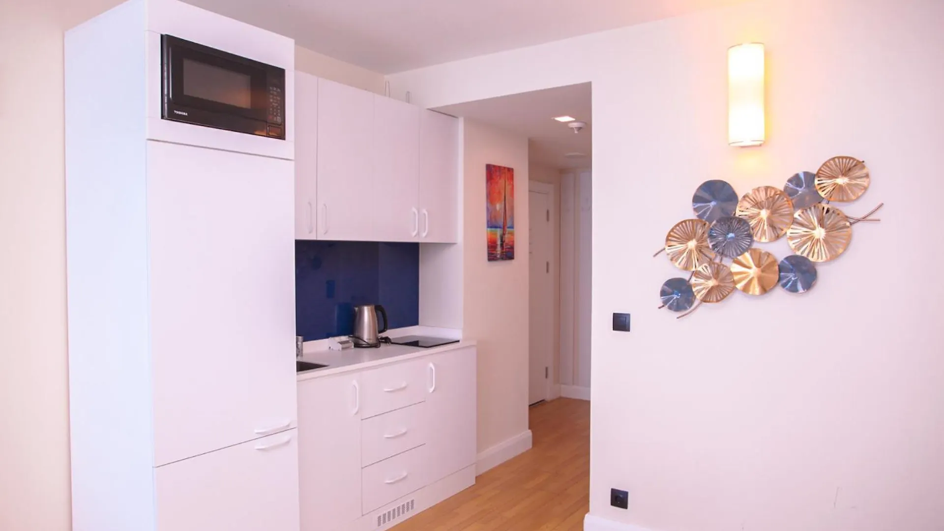 Glamorous Sea View Aparthotel In Orbi City 바투미