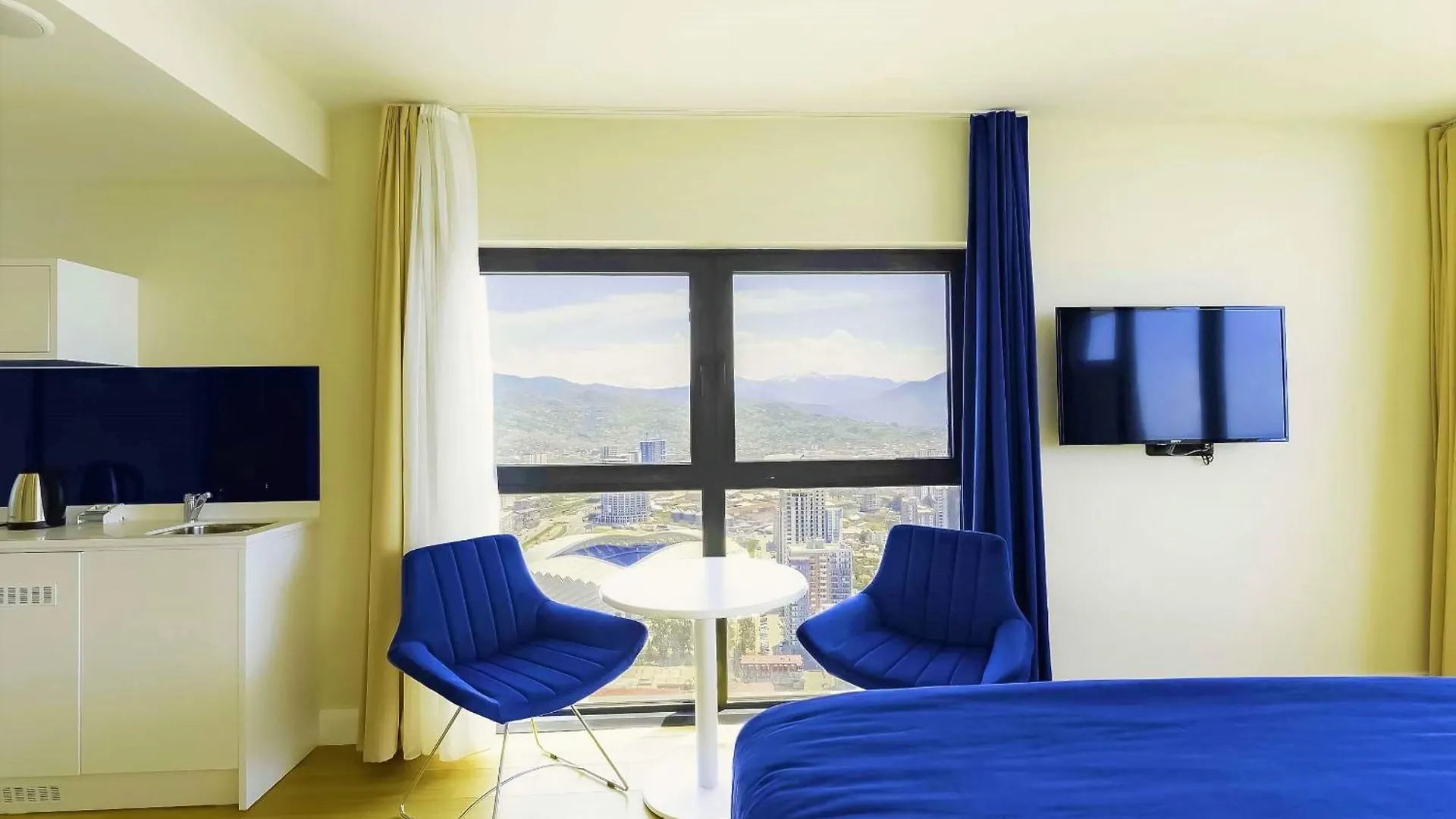 Glamorous Sea View Aparthotel In Orbi City 바투미