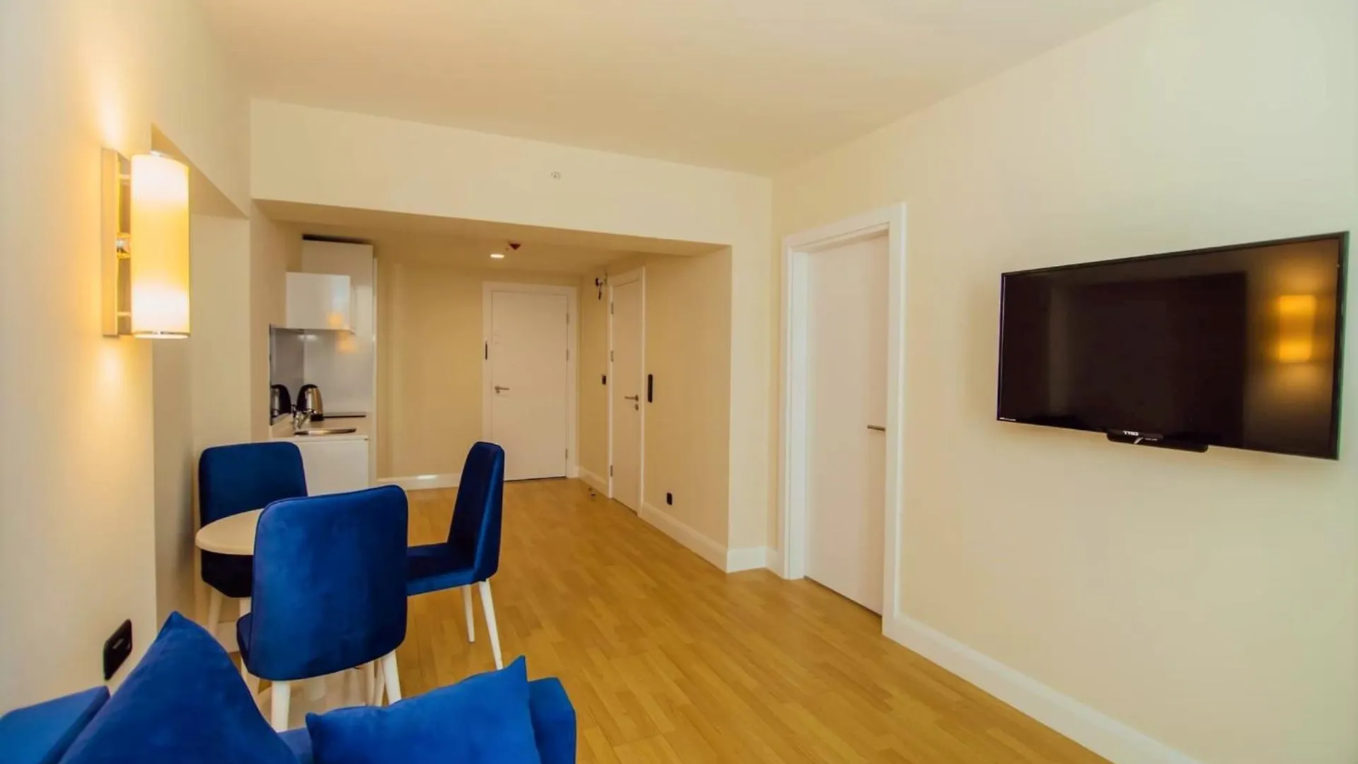 Glamorous Sea View Aparthotel In Orbi City 바투미